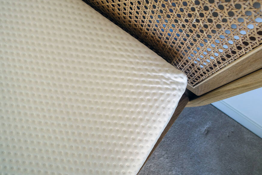 Emma Hybrid mattress with box